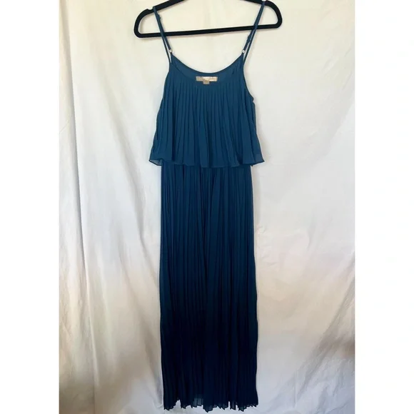 GUC Forever 21 Pleated Navy Maxi Dress - Picture 1 of 1